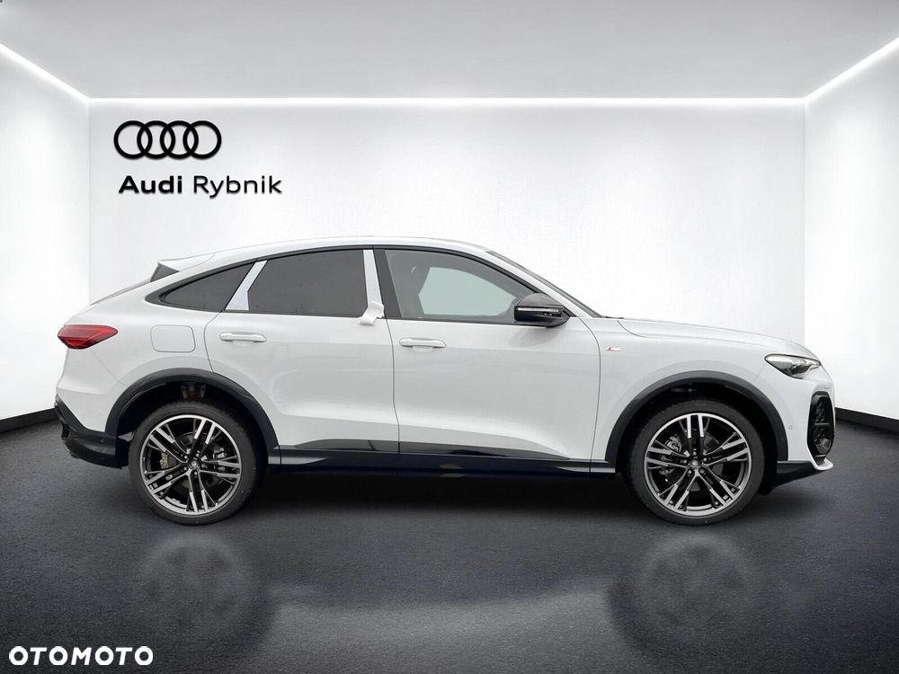 Audi Q5 Sportback - 6