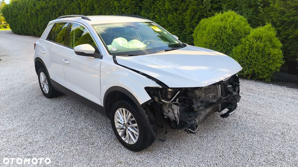 Volkswagen T-Roc - 12