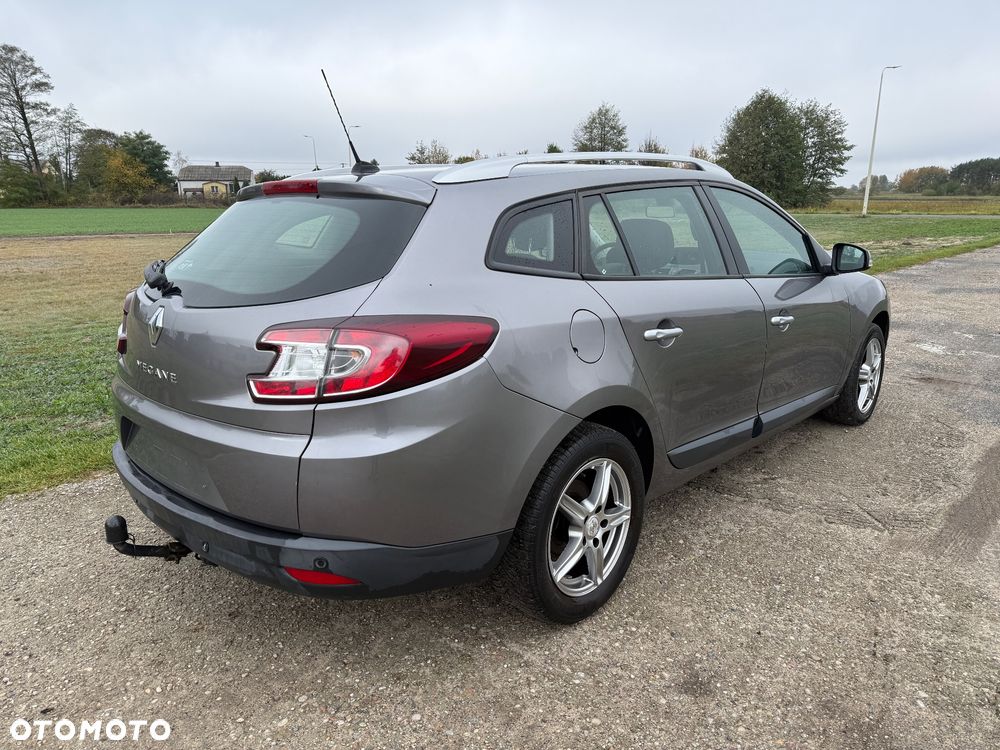 Renault Megane TCe 180 Dynamique - 9