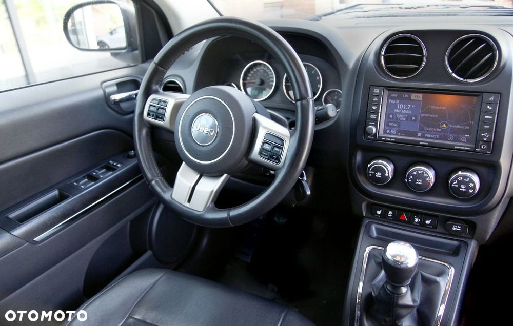 Jeep Compass - 10