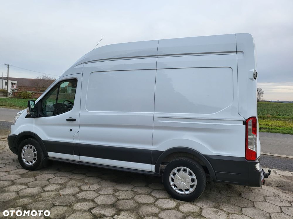 Ford Transit - 26