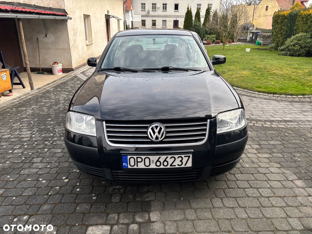 Volkswagen Passat 1.6 Trendline - 3