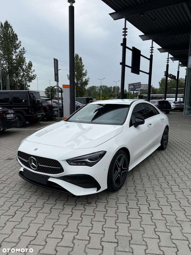 Mercedes-Benz CLA - 1