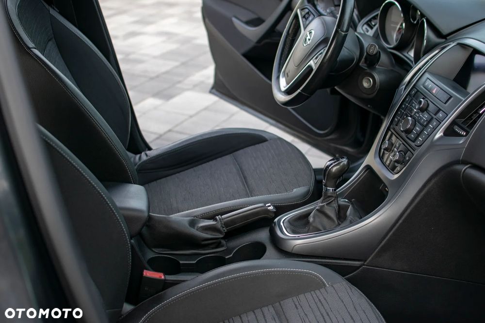 Opel Astra - 35