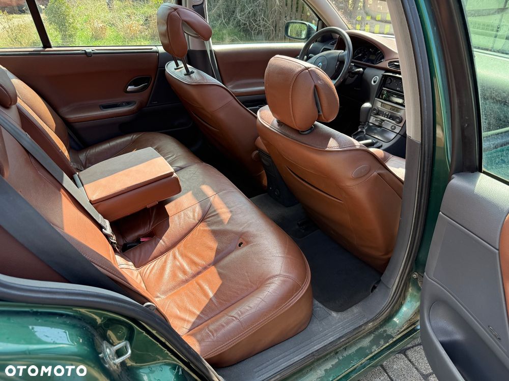 Renault Laguna Grandtour 1.8 Privilege - 16