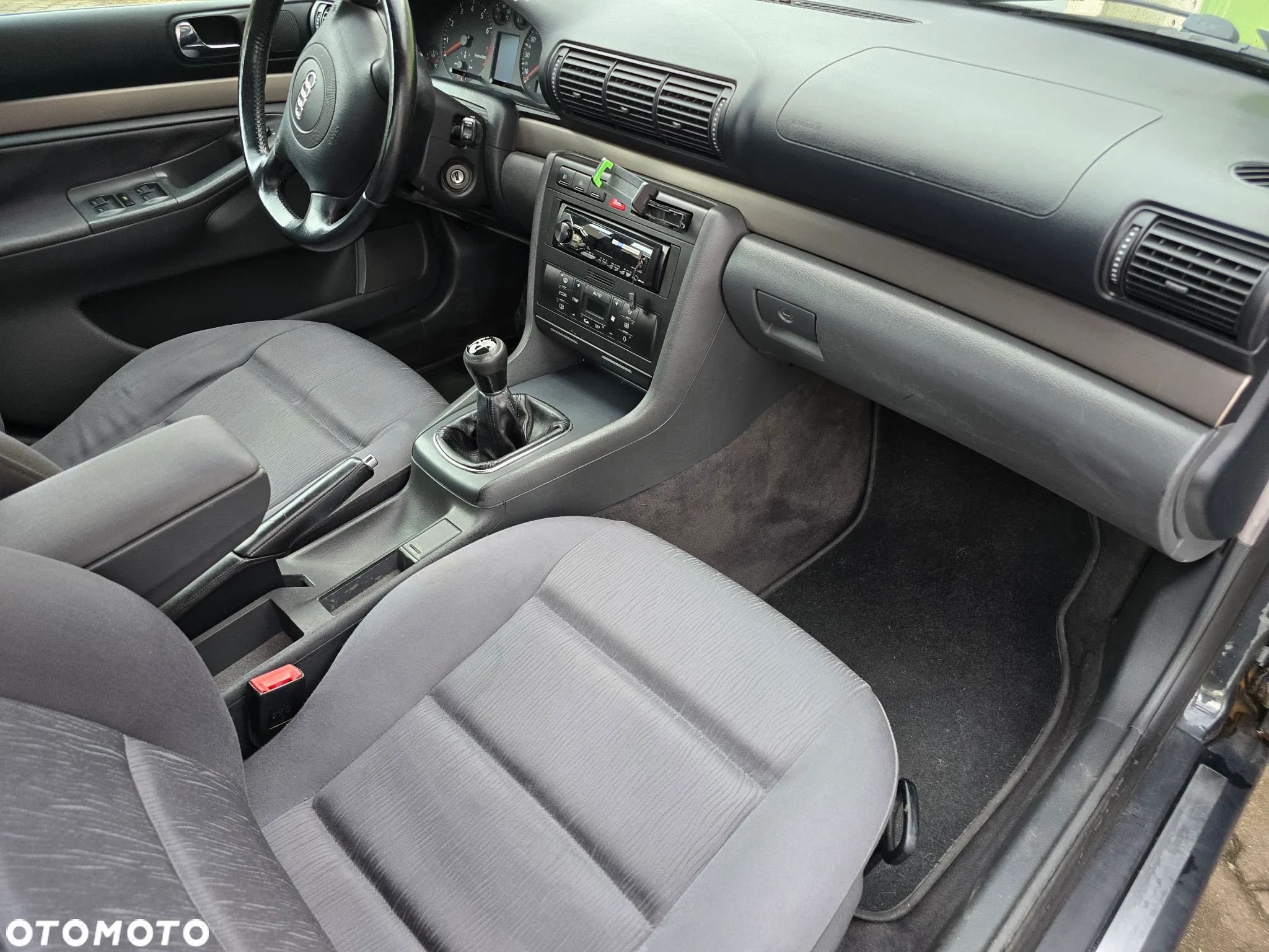 Audi A4 Avant 1.8T - 21