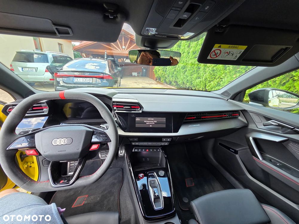 Audi RS3 Limousine - 12