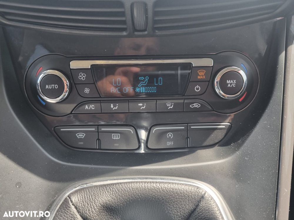 Ford Kuga 1.5 EcoBoost 2WD Titanium - 15