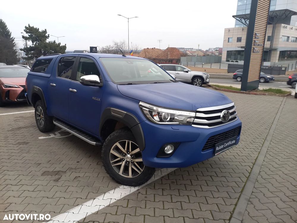Toyota Hilux 4x4 Double Cab A/T Invincible - 2