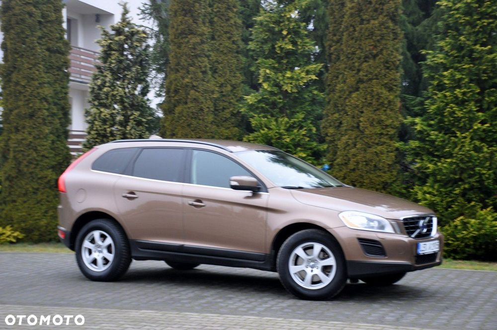 Volvo XC 60 - 4