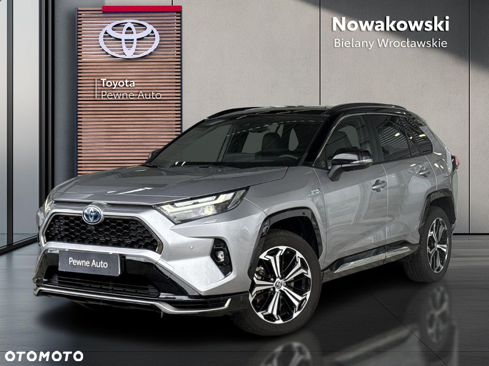 Toyota RAV4 - 1