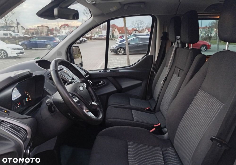 Ford Transit - 18