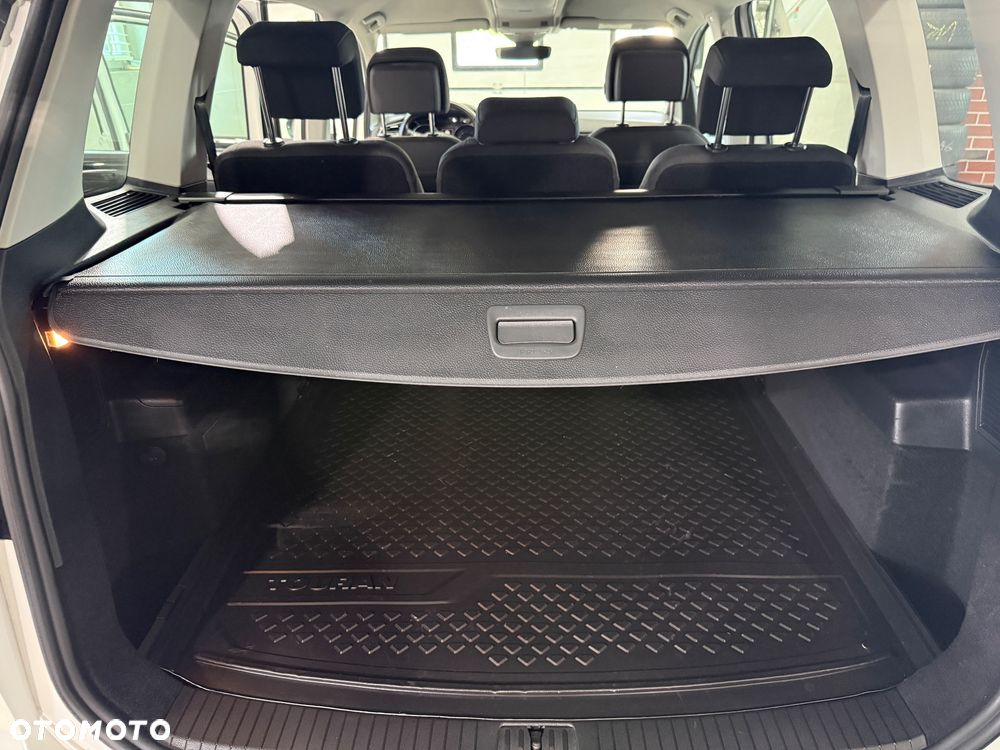 Volkswagen Touran 2.0 TDI SCR (BlueMotion Technology) DSG Highline - 13