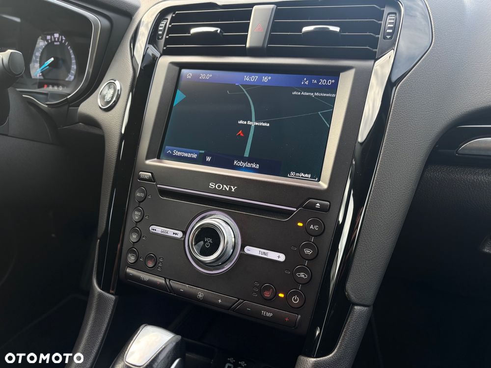 Ford Mondeo 2.0 Hybrid ST-Line X - 30