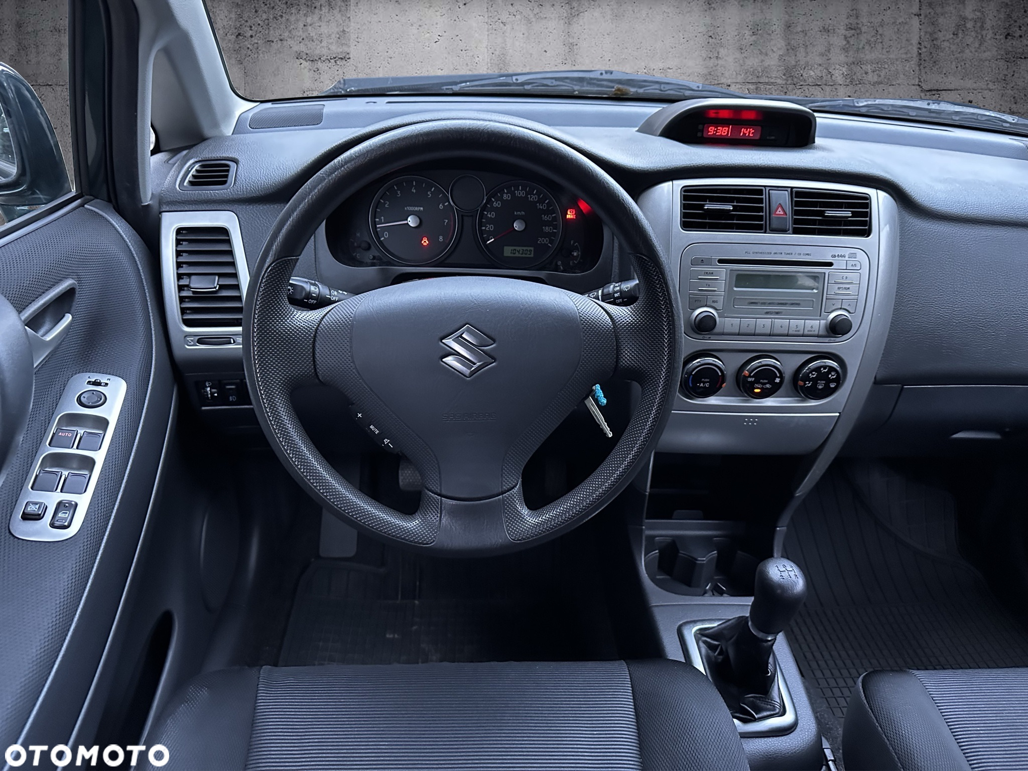 Suzuki Liana Kombi 1.6 Comfort Family - 9