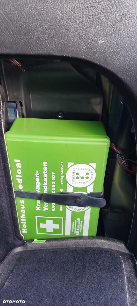 Volkswagen Passat 1.6 Basis - 33