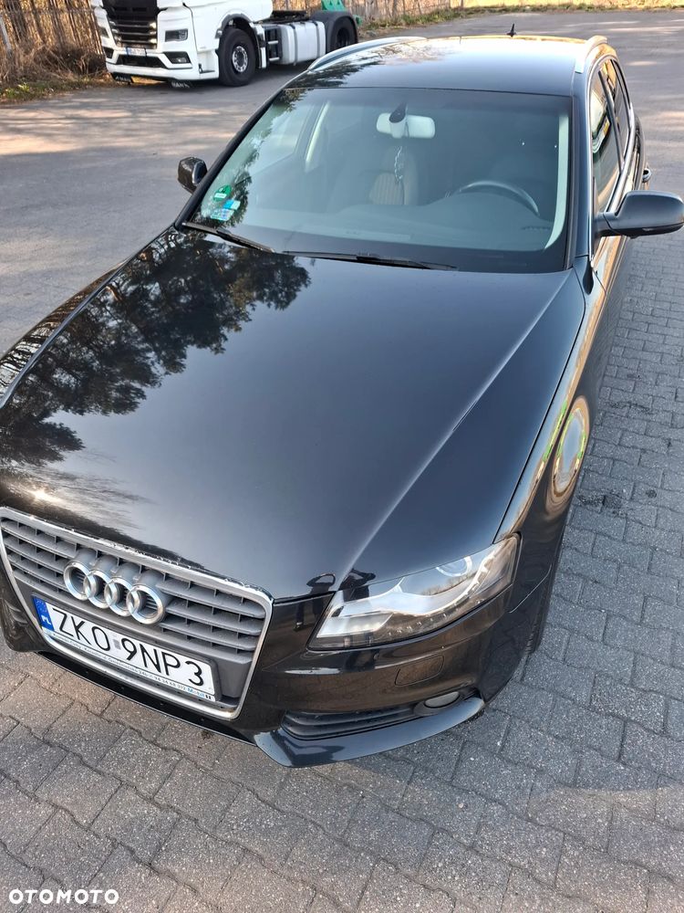Audi A4 Avant - 10