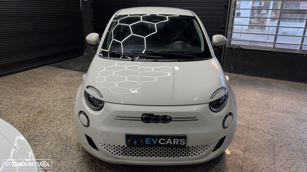 Fiat 500e 3 + 1 42kWh Icon - 12
