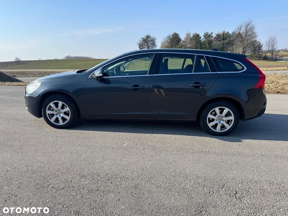 Volvo V60 D3 Geartronic Momentum - 7