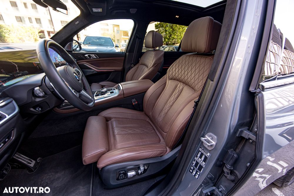 BMW X7 M60i xDrive AT MHEV - 22