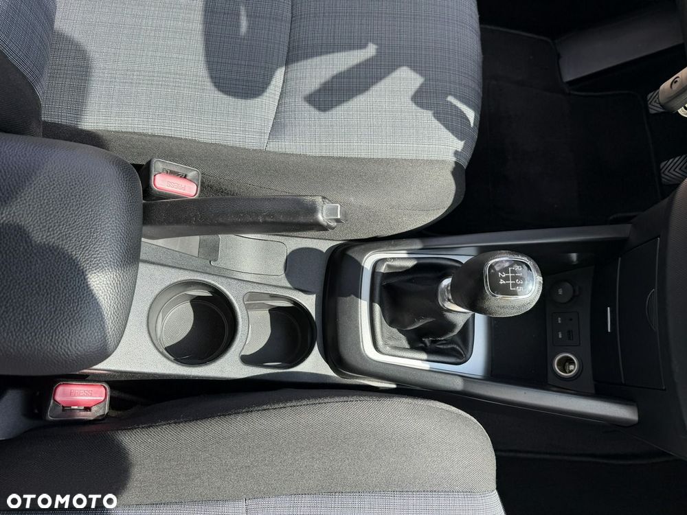 Kia Ceed 1.4 CVVT Dream-Team Edition - 19