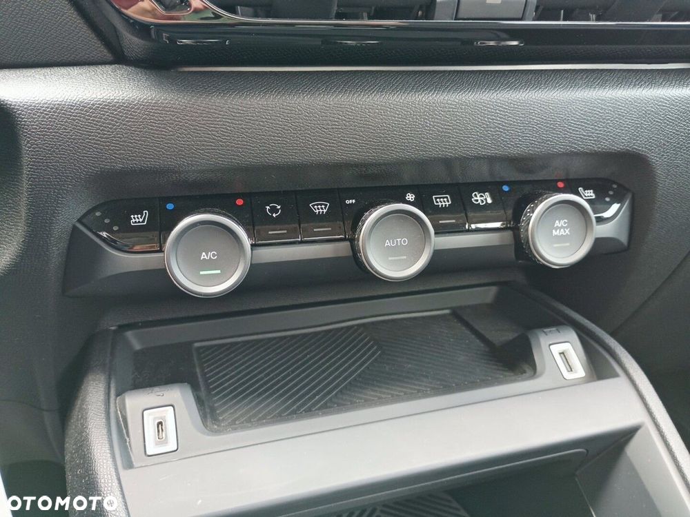 Citroën C4X 1.2 PureTech Plus S&S EAT8 - 23