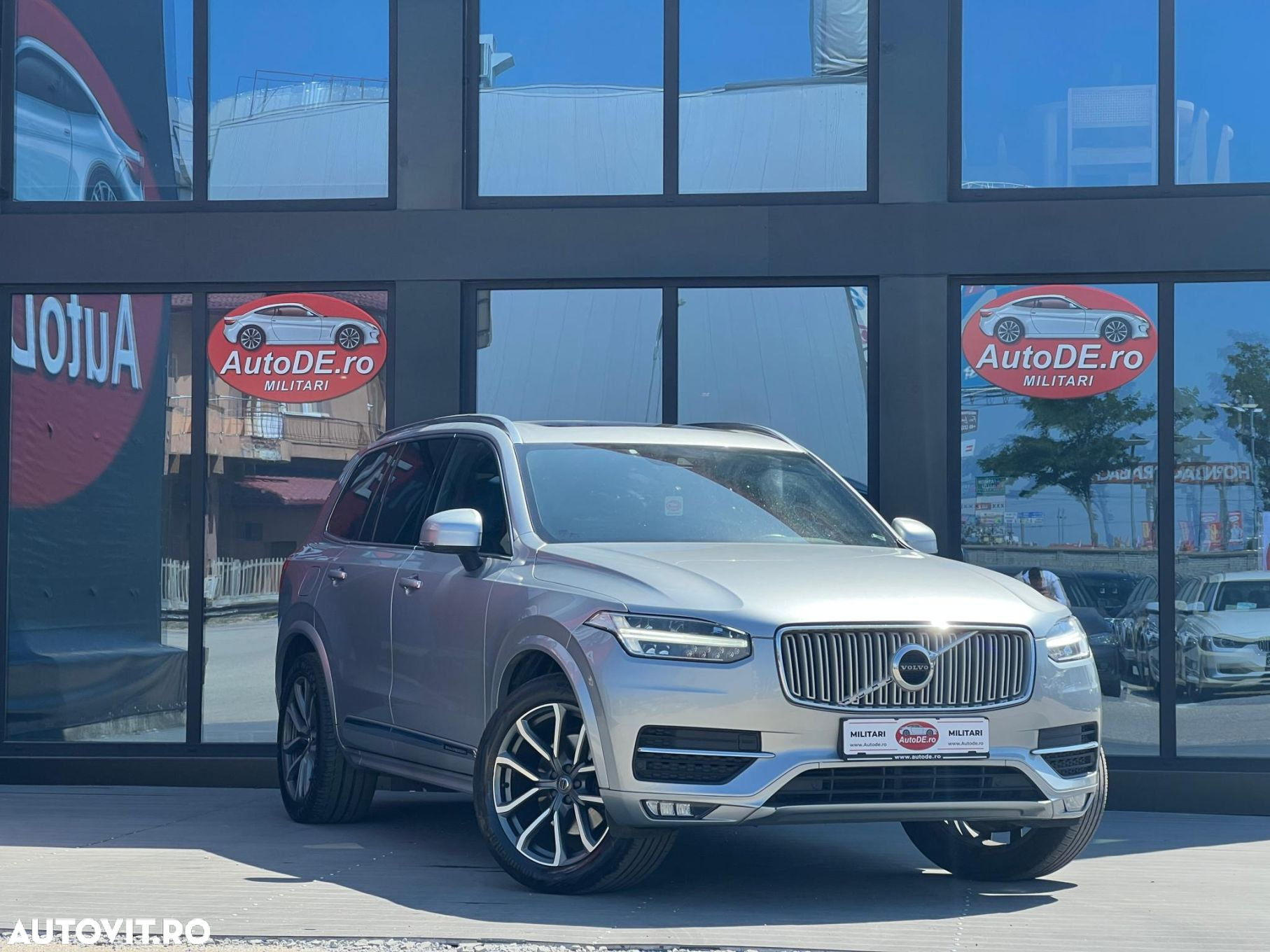 Volvo XC 90 - 2