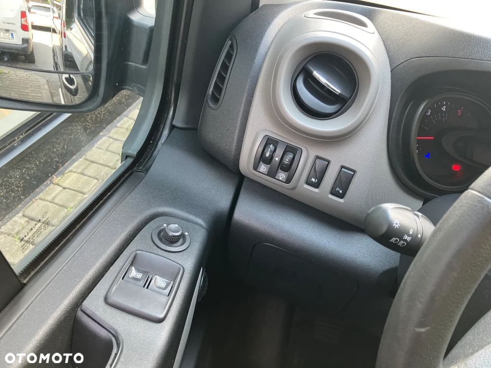 Renault Trafic Passenger 2,9t Pack Clim - 21