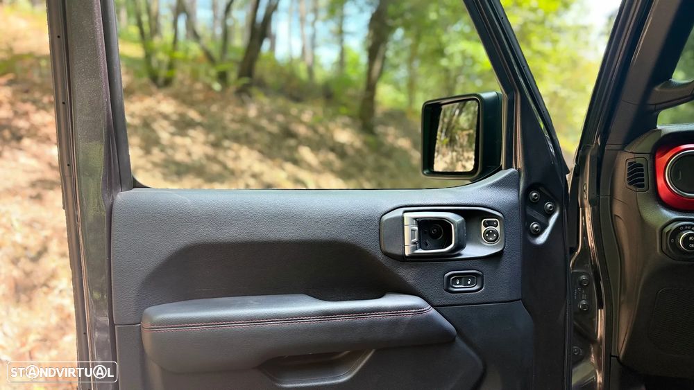 Jeep Wrangler — fotografia 15