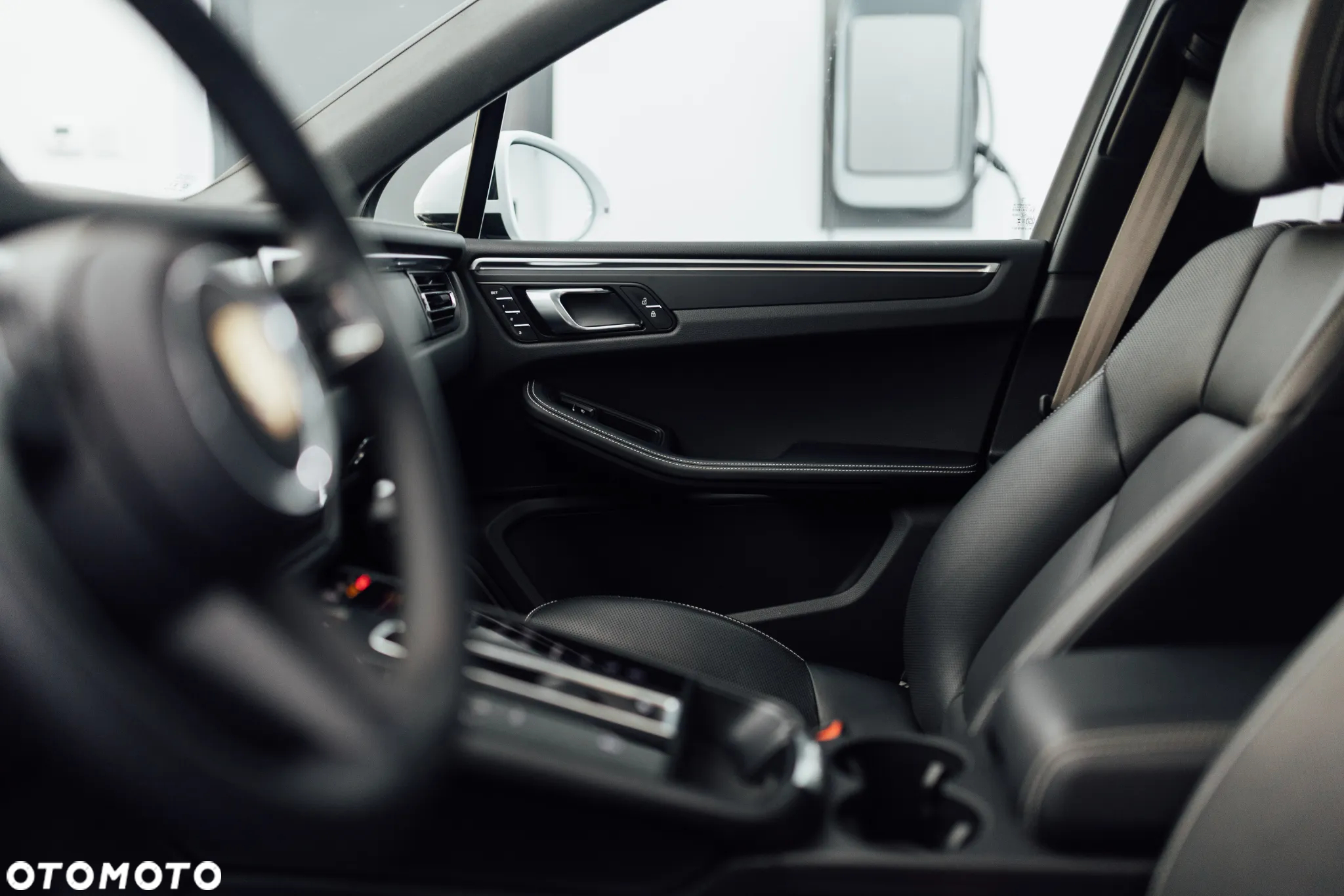 Porsche Macan Standard - 26
