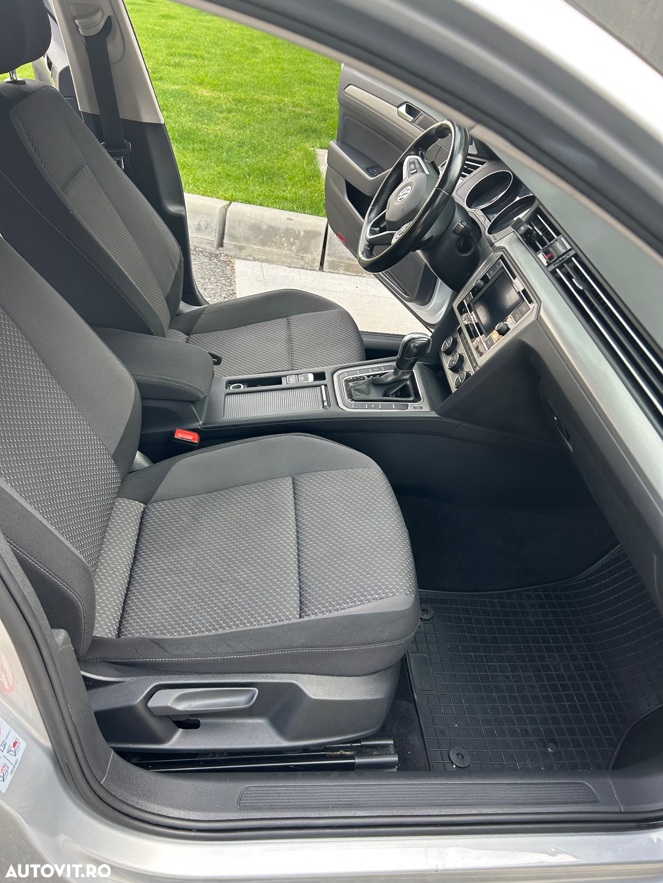 Volkswagen Passat - 21