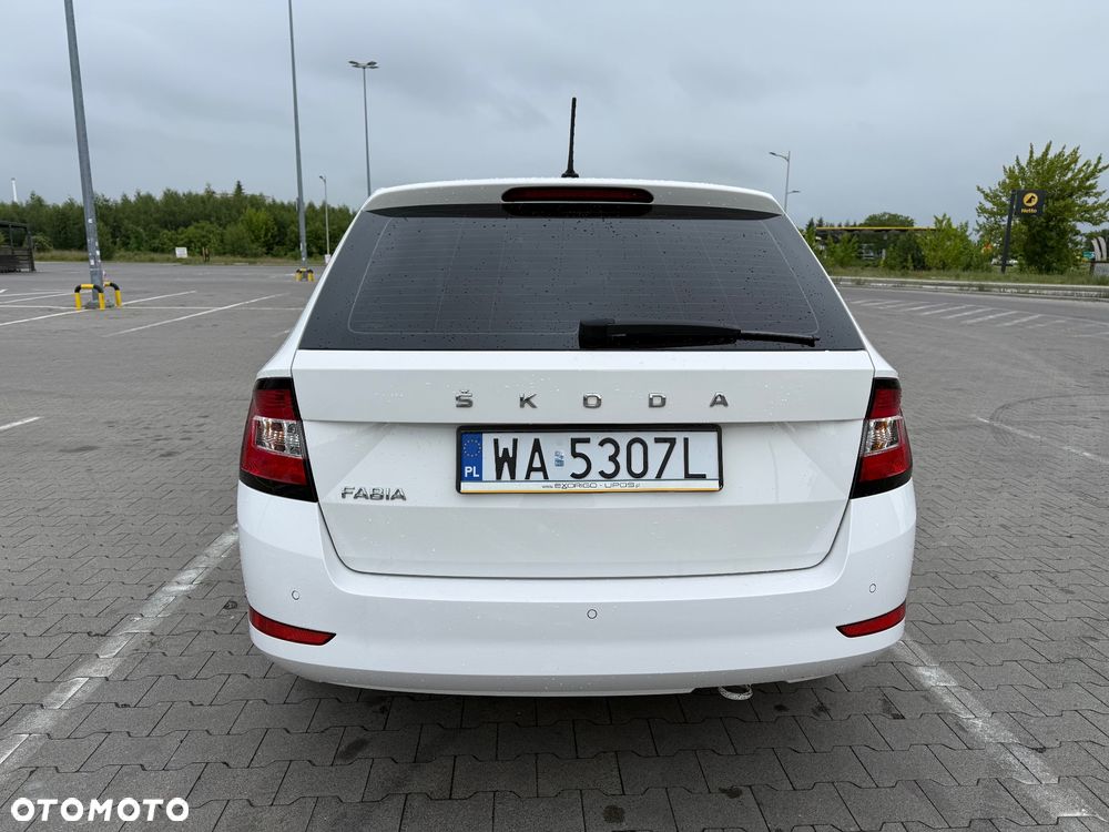 Skoda Fabia 1.0 TSI Ambition - 4
