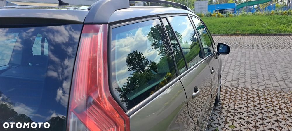 Citroën C4 Picasso 1.6 HDi Impress - 9