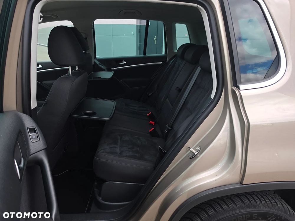 Volkswagen Tiguan 2.0 TDI DPF 4Motion BlueMotion Technology DSG Cup Sport & Style - 15