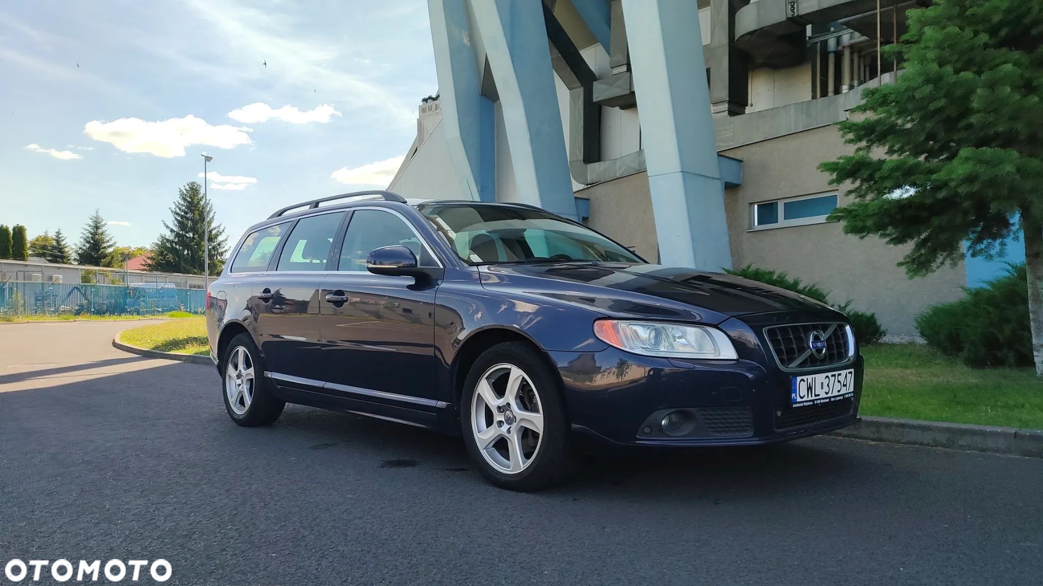 Volvo V70 D3 Dynamic Momentum - 1