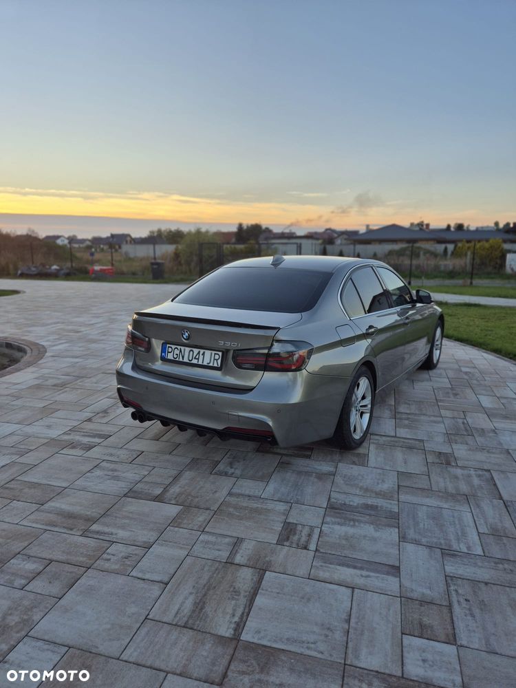BMW Seria 3 - 8