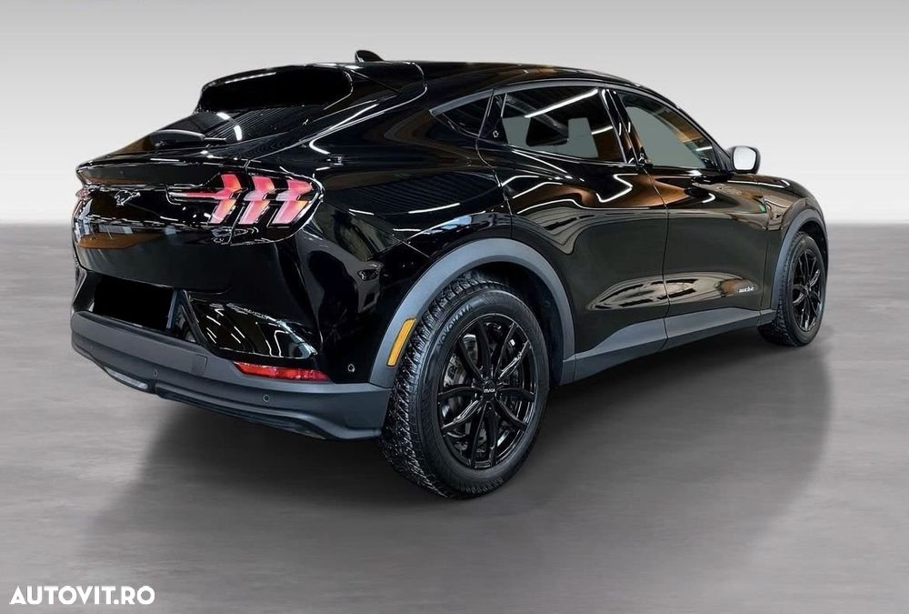 Ford Mustang Mach-E Standard - 6