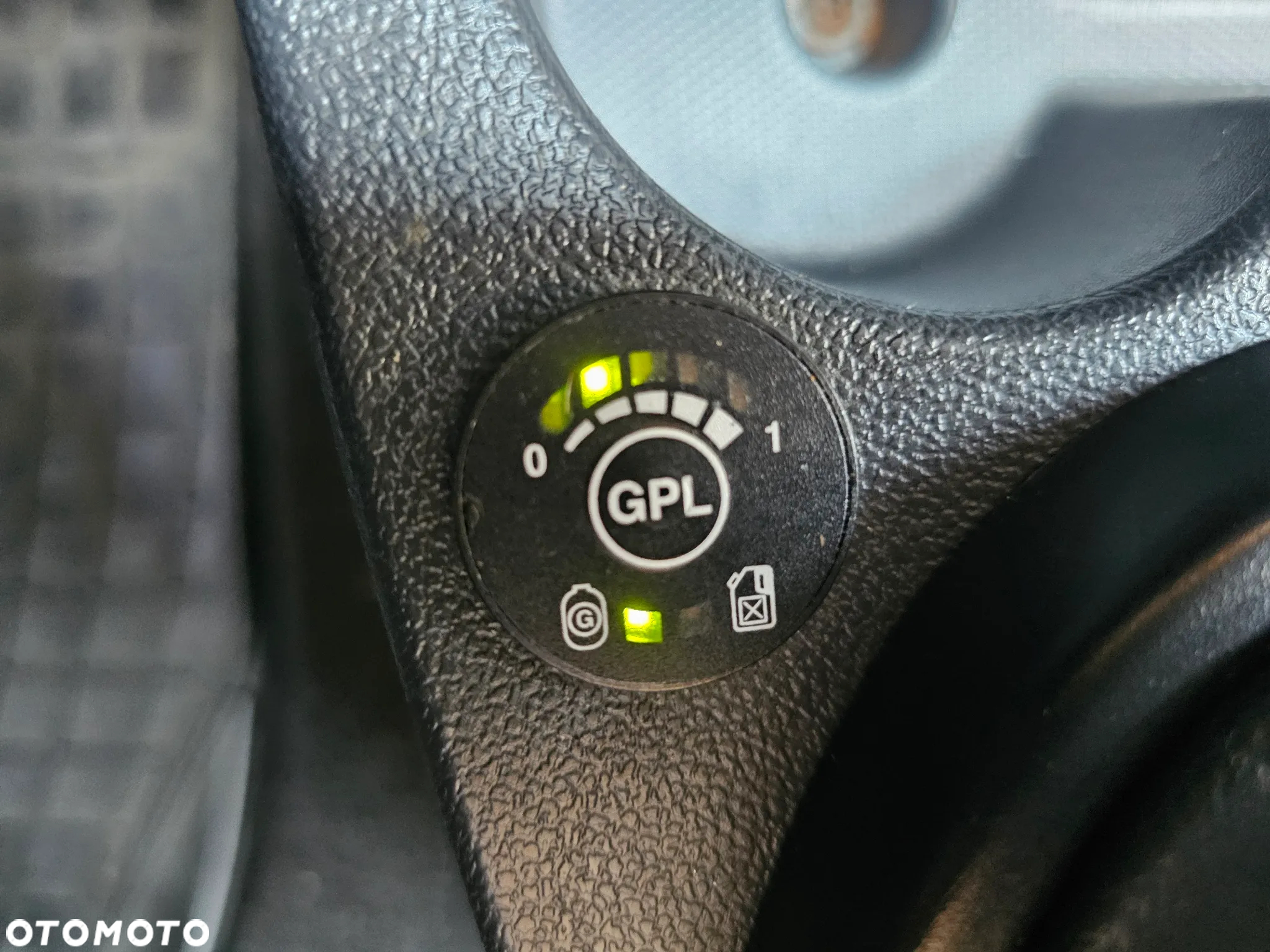 Dacia Duster 1.6 Ambiance Eco - 19