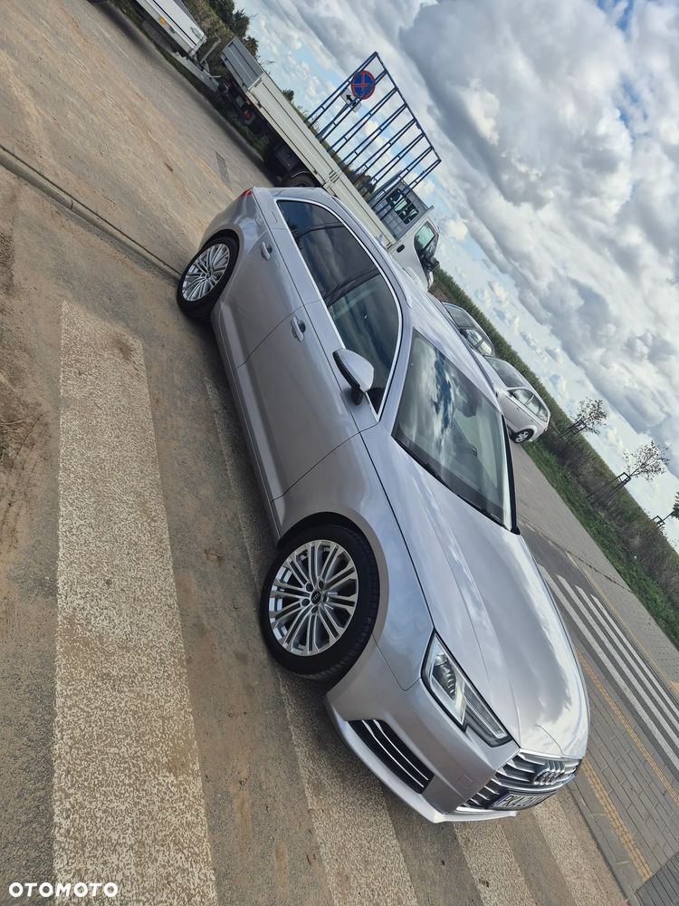 Audi A4 Avant 2.0 TDI Sport S tronic - 4