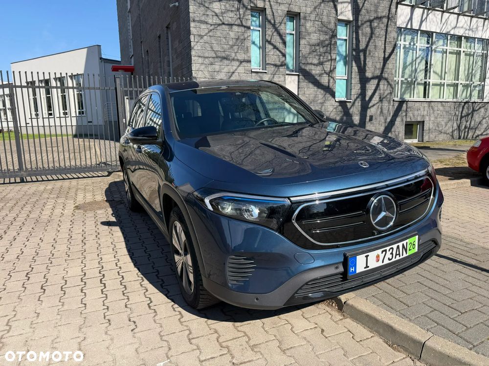 Mercedes-Benz EQB 250 70.5kWh Progressive - 22