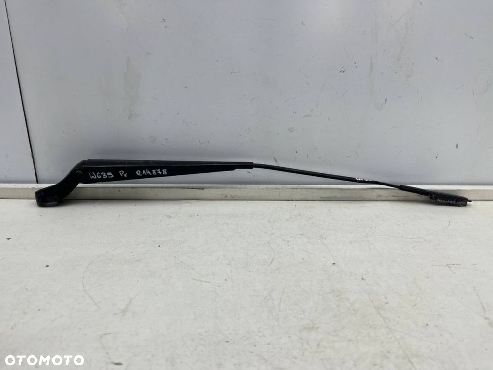 Ramię wycieraczki Mercedes Vito W639 03-14r. prawe A6398200844 - 1