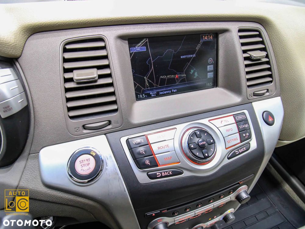 Nissan Murano 2.5 D Premium - 17