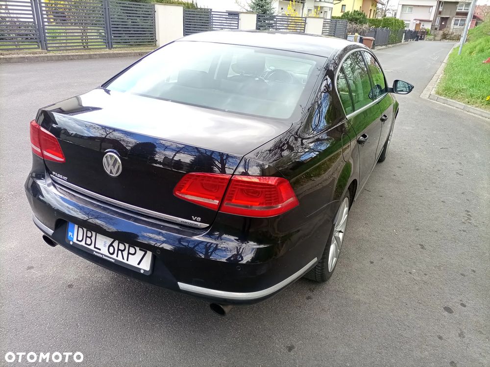 Volkswagen Passat 3.6 V6 4Mot Highline DSG - 3