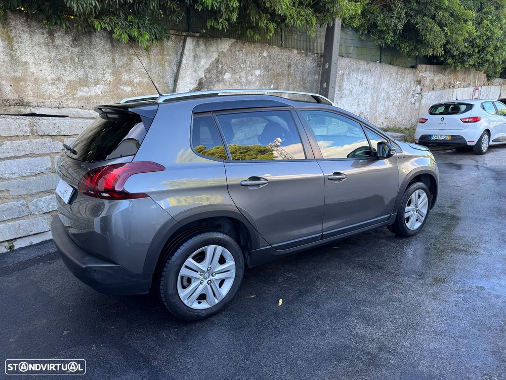 Peugeot 2008 BlueHDi 100 STOP & START Signature - 8