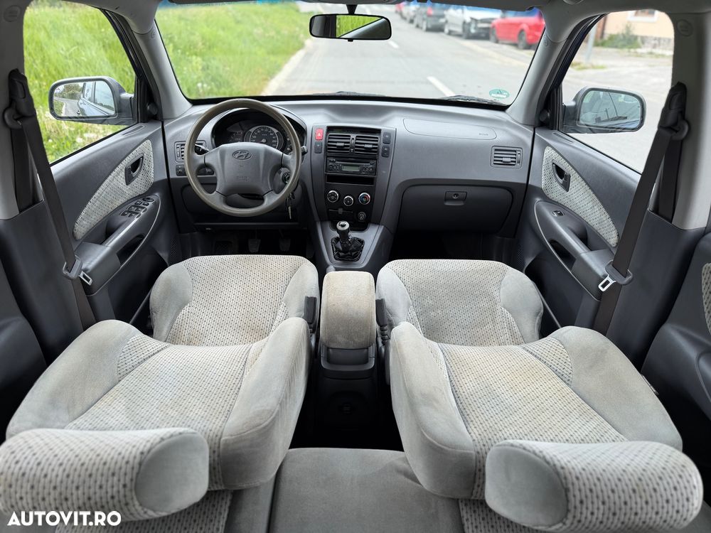 Hyundai Tucson 2.0 CRDI VGT 4WD GLS - 8