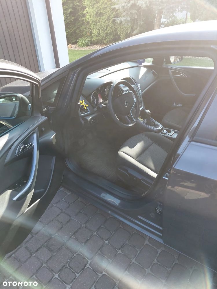 Opel Astra - 4