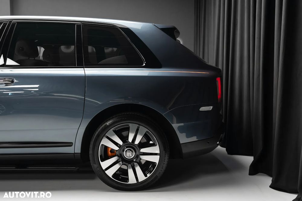 Rolls-Royce Cullinan Standard - 9