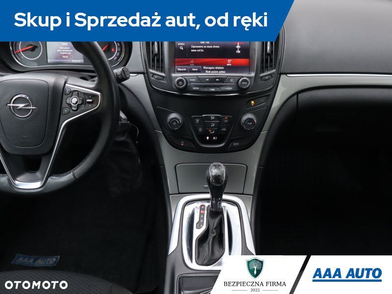 Opel Insignia - 15