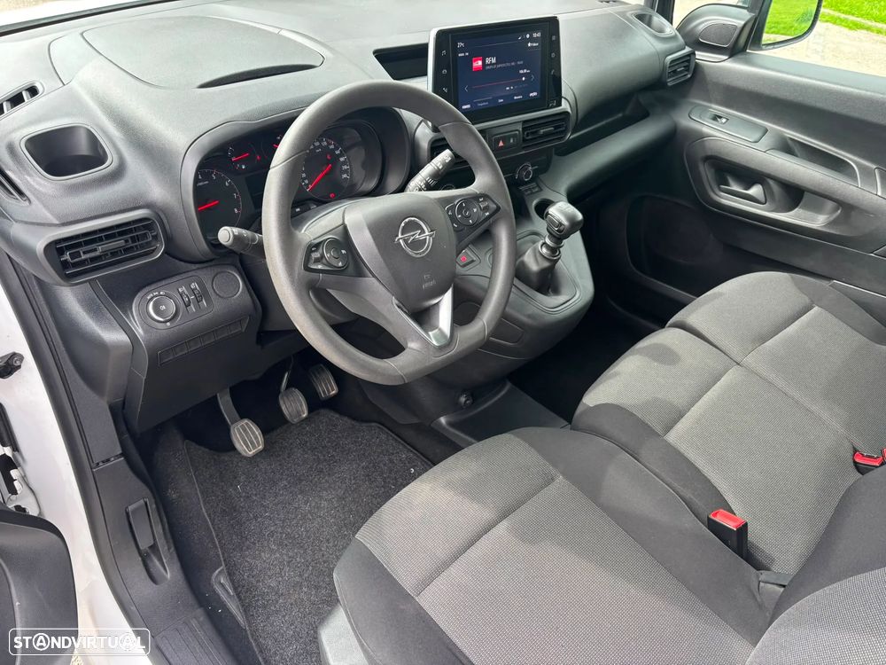Opel Combo Cargo 3 LUG - LONGA - AC - IVA DEDUTÍVEL - 24