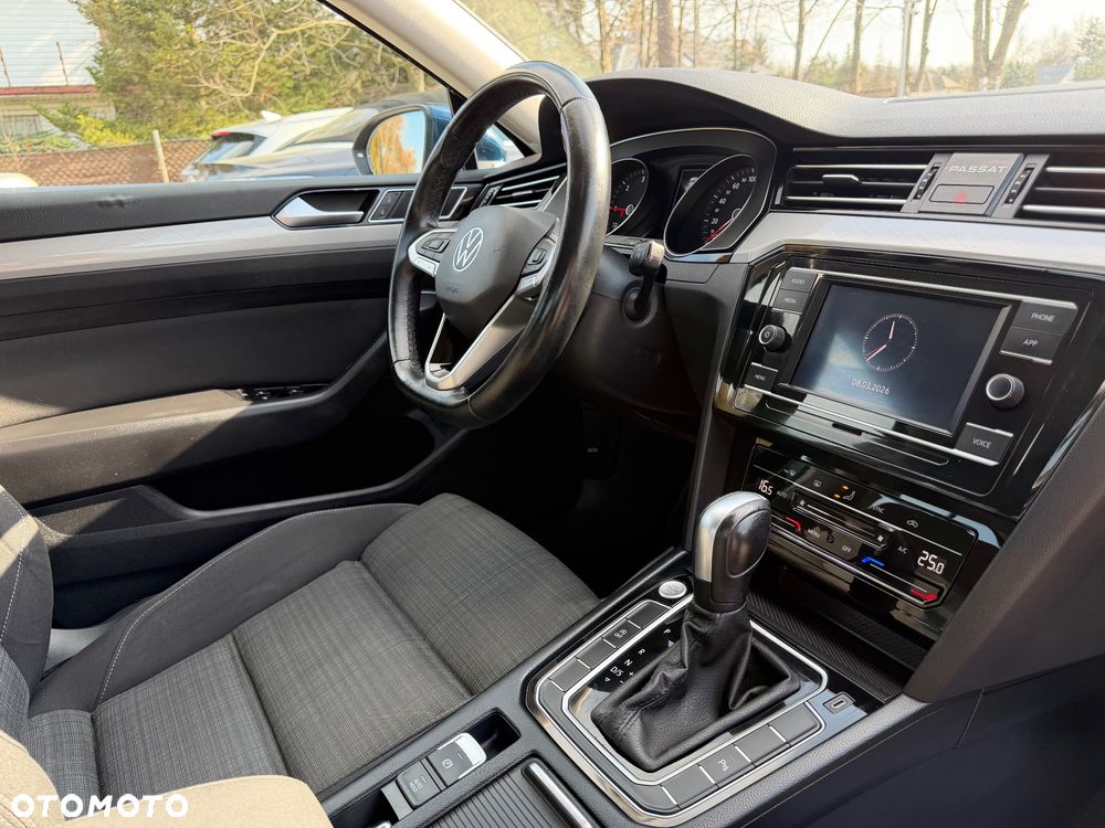 Volkswagen Passat 2.0 TDI EVO Business DSG - 37